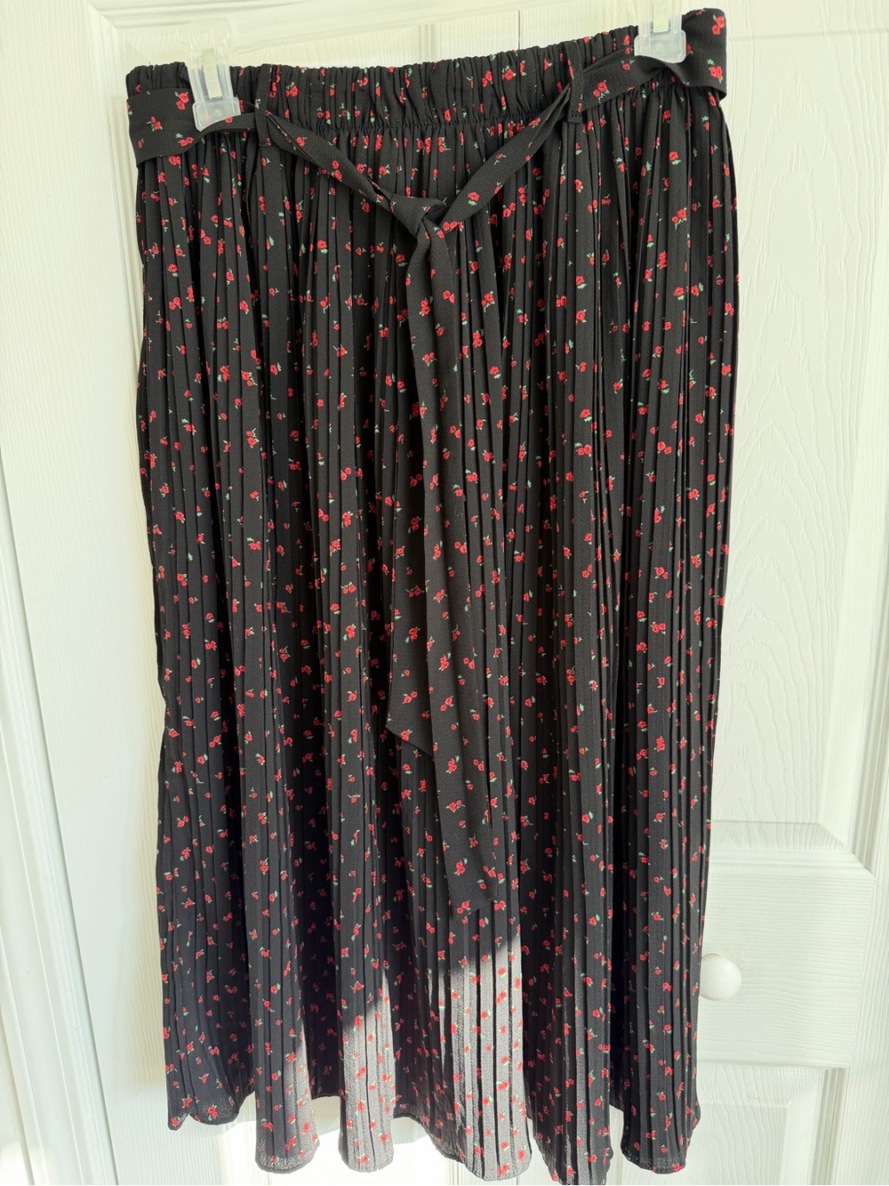 Alice Blue Black Pleated Midi Skirt with Red Micro Floral